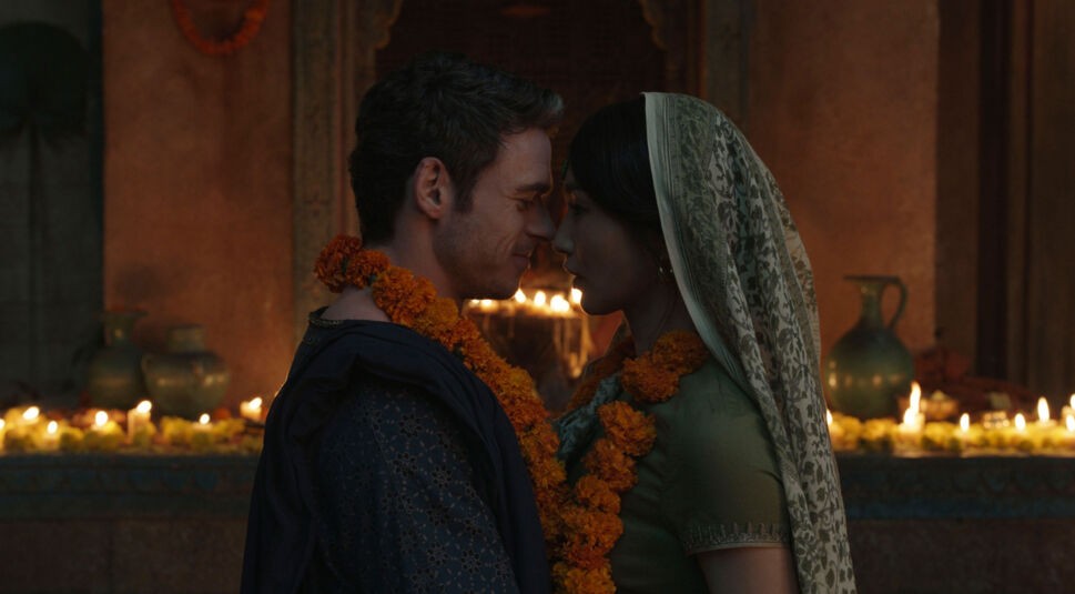 Romantische Szene in Eternals