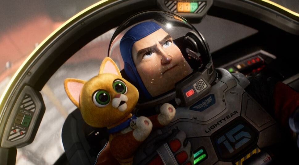 Buzz und Sox gemeinsam im Flugobjekt