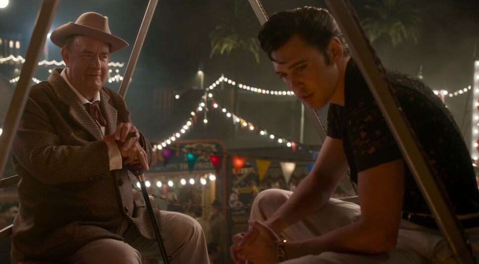 Elvis und Tom zusammen auf einer Attraktion