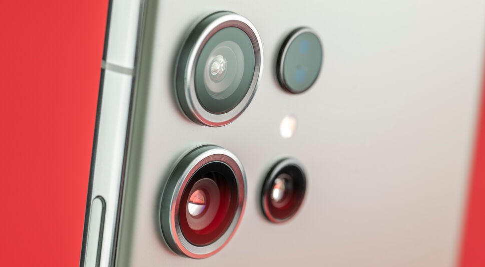 Kamera des Smartphones Galaxy S23 Ultra in Großaufnahme