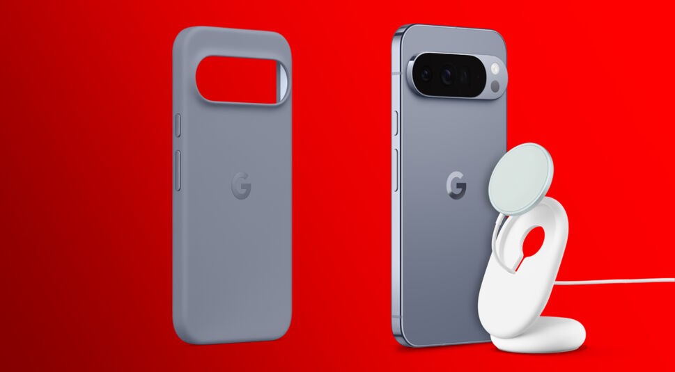 Auf dem Bild zum Google Pixel 10 Pro (XL) ist rechts ein Smartphone in der Farbe Obsidian zu sehen, dessen Rückseite mit markanter Kameraeinheit hervorgehoben wird. Daneben steht ein PixelSnap Ladegerät mit Standhalterung. Links ist zusätzlich ein passendes PixelSnap-Case in Obsidian dargestellt, was das minimalistische Zubehör-Design unterstreicht.