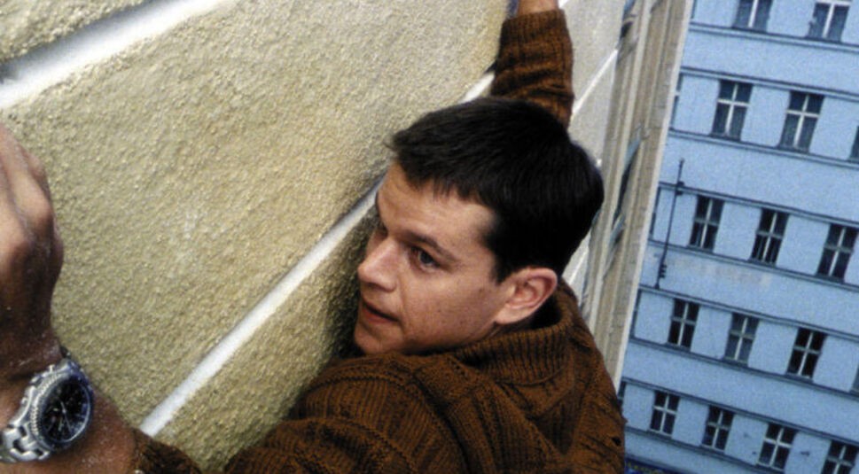 Die Informationen auf dem Stick geben preis, dass ein befreundeter Agent hinter feindlichen Linien in einem Hochsicherheitstrakt gefangen gehalten wird. Wie holst du ihn raus?