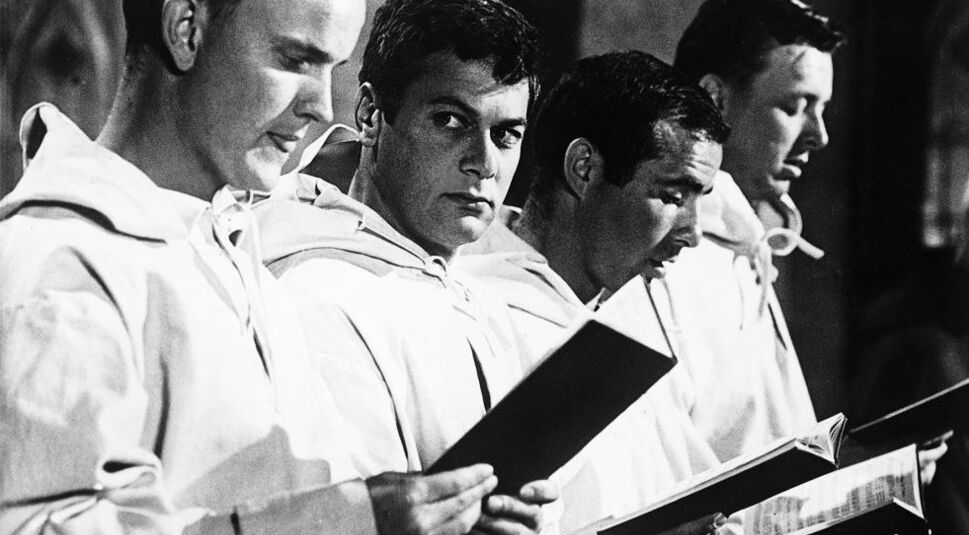 Wer kam als Bernard Schwartz auf die Welt?