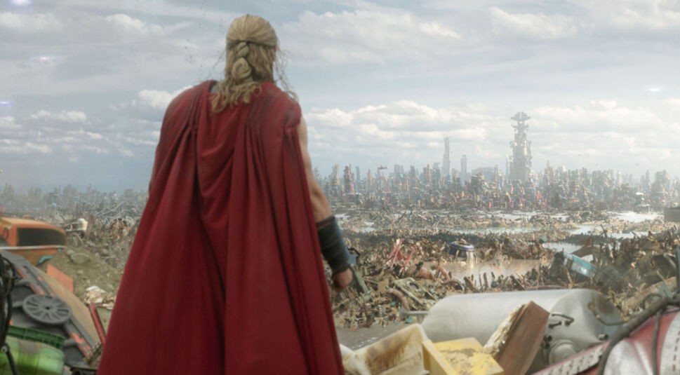 Wer spielte Thor in der Theaterszene von "Thor 3"?