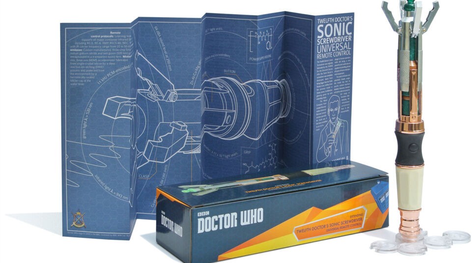 Extended-sonic-box-and-manual-3500px