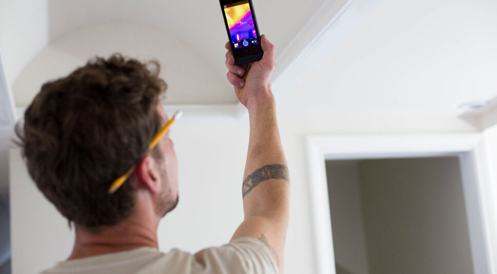 FLIRONE_athome_joist_lifestyle