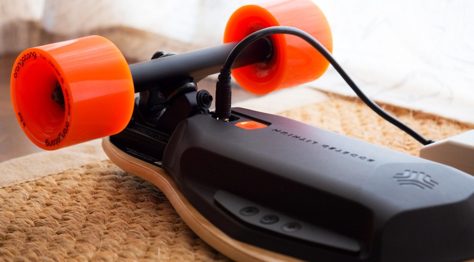 boosted-electric-skateboard-charging-charger-edited