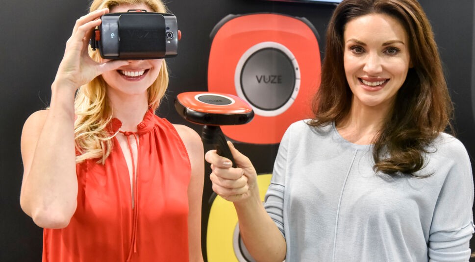 Pressefotorundgang, Stand: Human Eyes, Halle 9