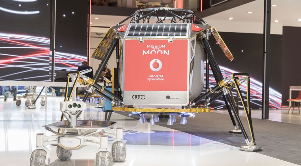 Vodafone CeBIT 2017 Highlights: Mission to the Moon mit LTE