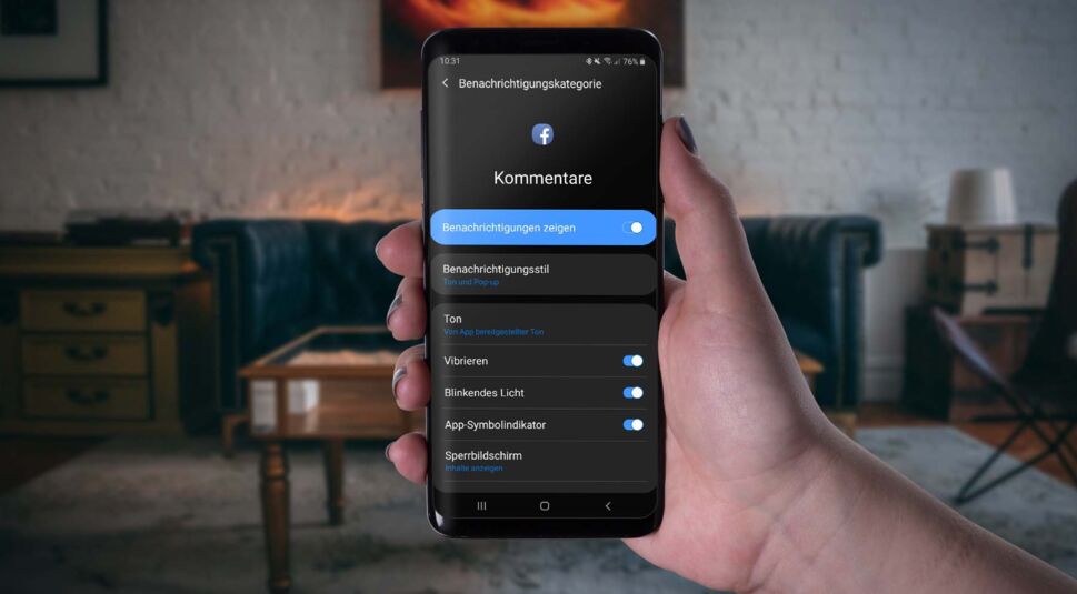 Am Samsung Galaxy S9+ Facebook-Benachrichtigungen auf dem Sperrbildschirm verwalten.