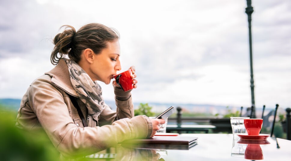 Mit Android Marshmallow lassen sich SMS zeitlich planen.