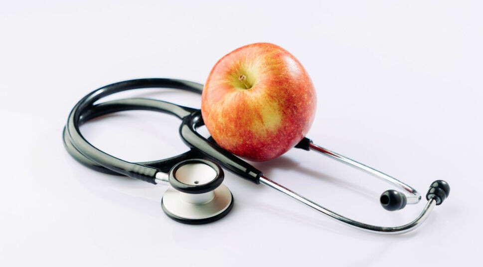  Wenn Dein iPhone trotz aller Maßnahmen immer noch hängt: Wende Dich an den Apple Support.