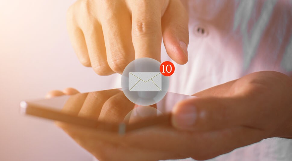 Nachrichten-Symbol auf Smartphone