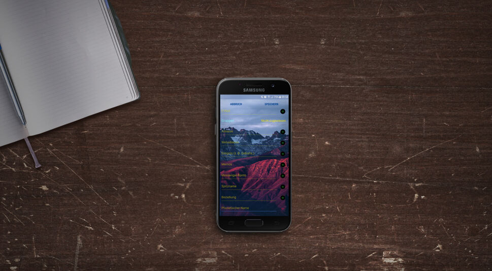 Screenshot auf einem Samsung-Smartphone von der Kontakte-App.