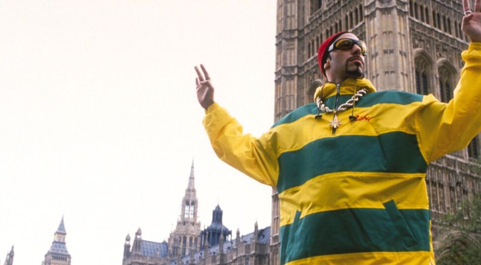 © United International Pictures