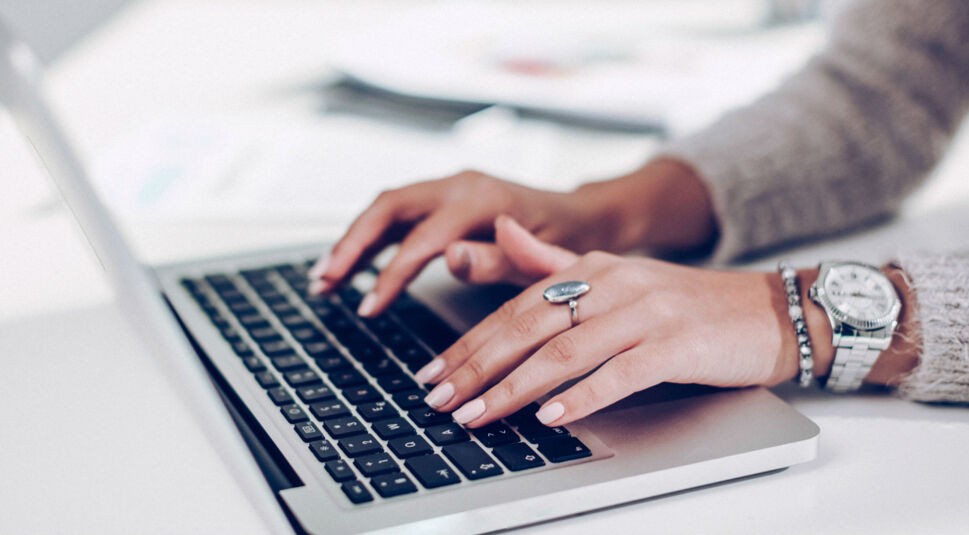 Am MacBook das NVRAM zurücksetzen.