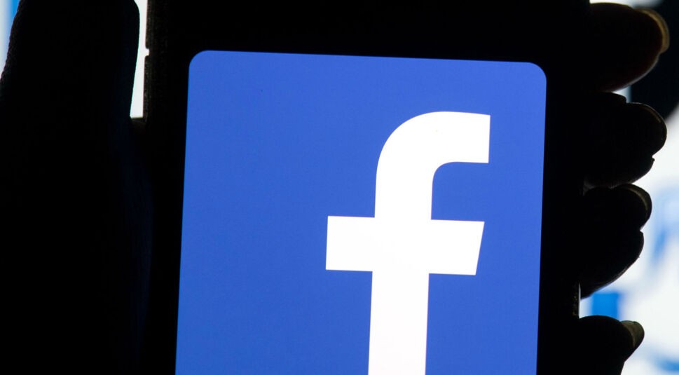 Die Facebook-App auf dem Smartphone.