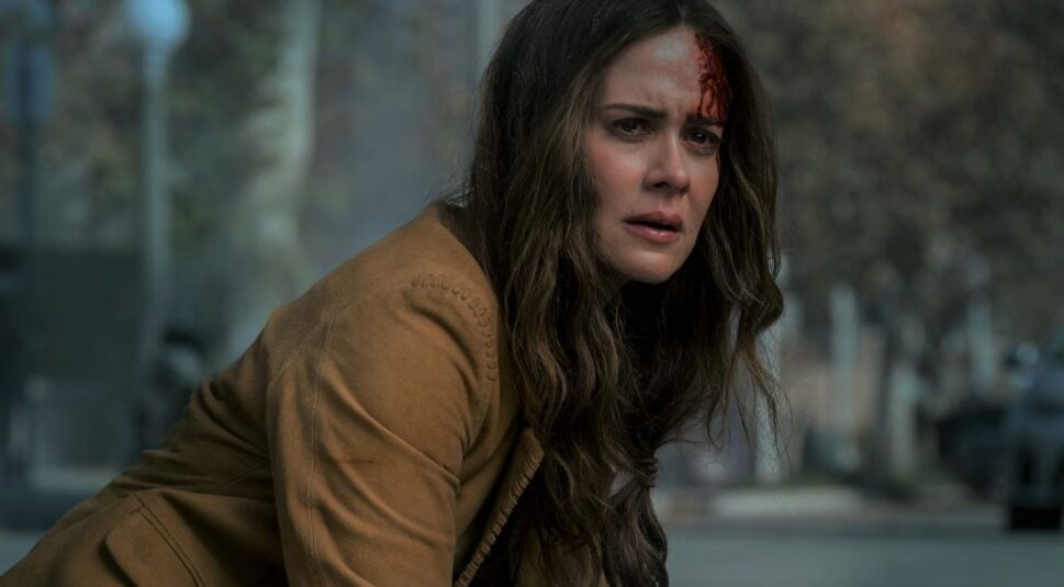 Sarah Paulson in Bird Box