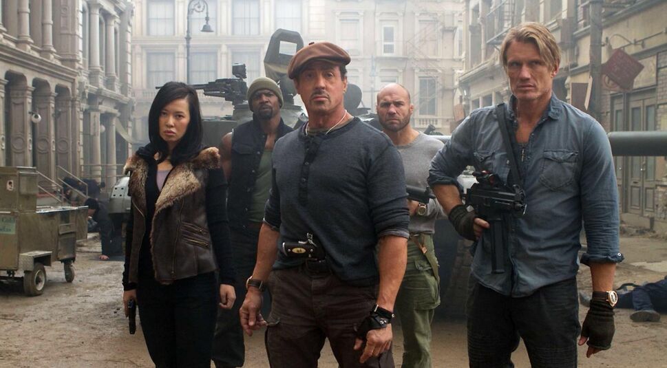 Dolph Lundgren, Randy Couture, Sylvester Stallone, Terry Crews und Yu Nan in Expendables 2