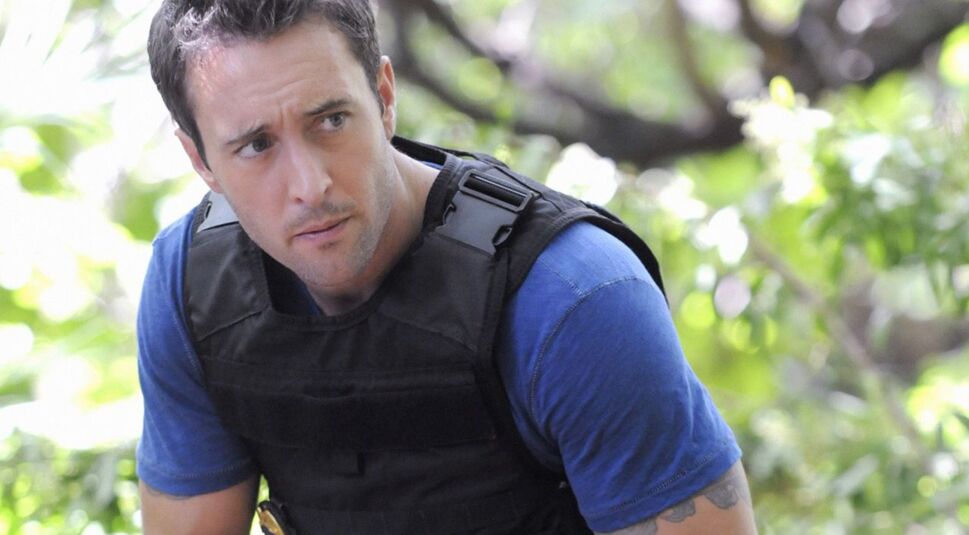 Alex O'Loughlin in Hawaii Five-0