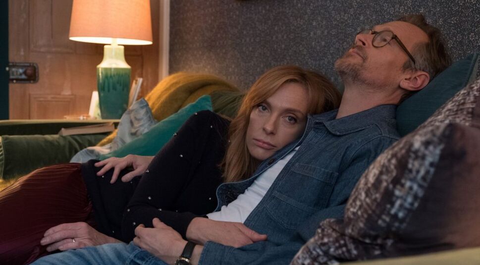 Toni Collette und Steven Mackintosh in Wanderlust