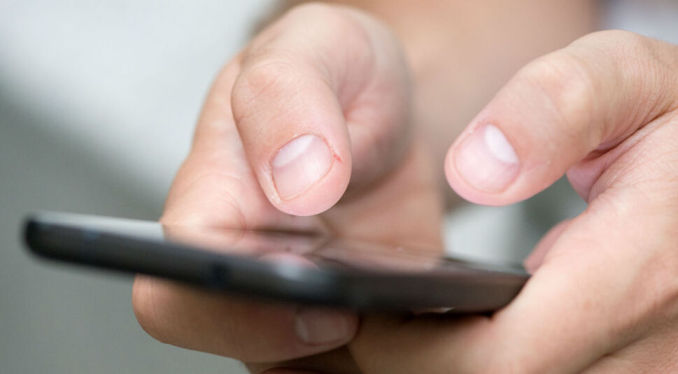 Am Google-Pixel-Smartphone tippen.