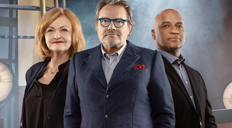  Ruth Blees, Oliviero Toscani, Simon Frederick bilden die Jury in Master of Photography | © Sky Deutschland