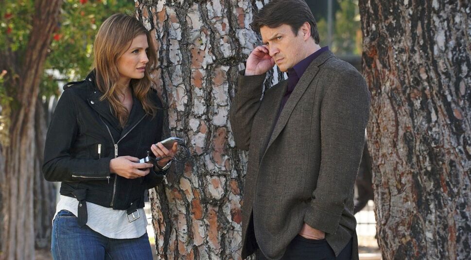 Stana Katic und Nathan Fillion in Castle | © ABC/Byron Cohen