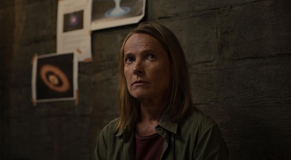 Karoline Eichhorn als Charlotte Doppler in Dark Staffel 2