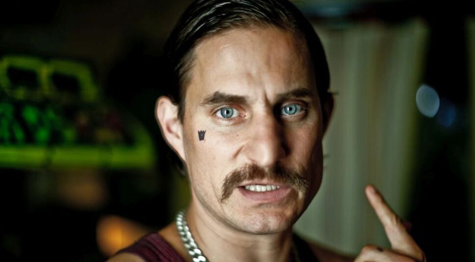 Clemens Schick in Mann im Spagat