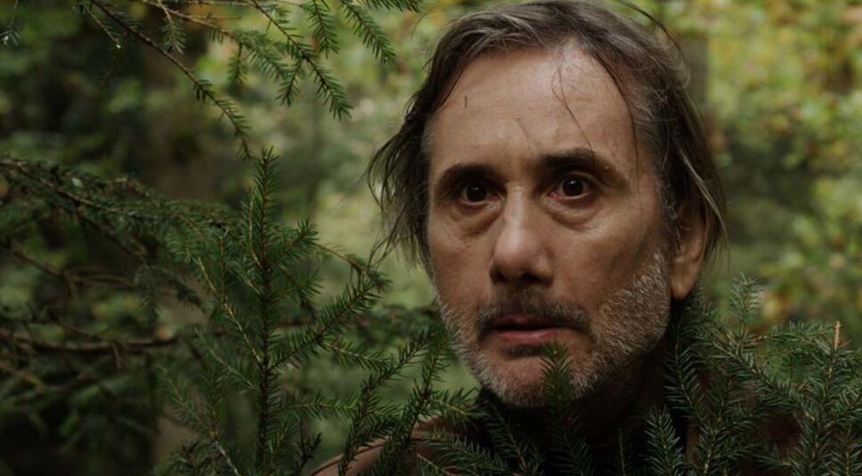 Angelo Bison in Public Enemy