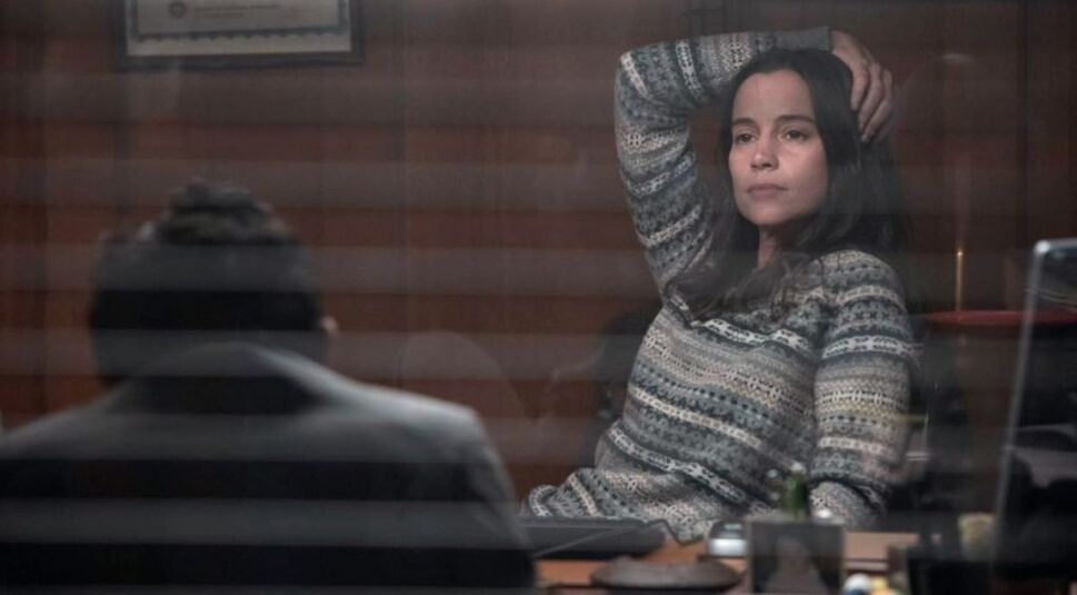 Suliane Brahim in Black Spot