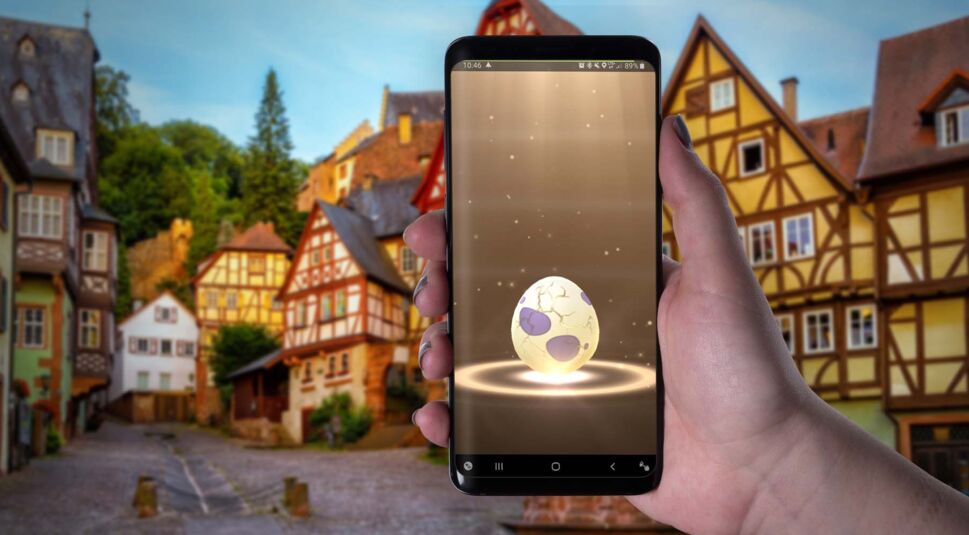 In Pokeman Go am Smartphone schlüpft ein Ei.