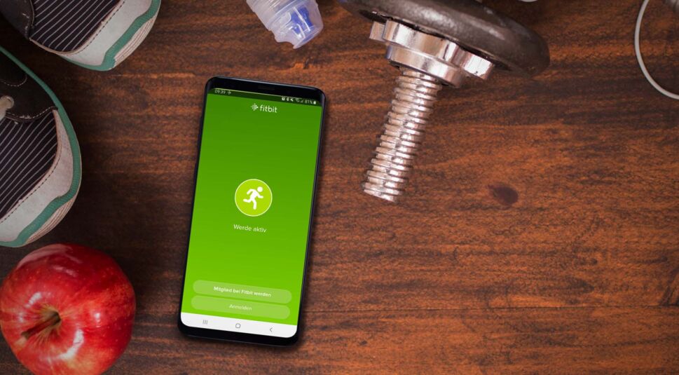 In der Fitbit-App am Samsung Galaxy S9+ anmelden.