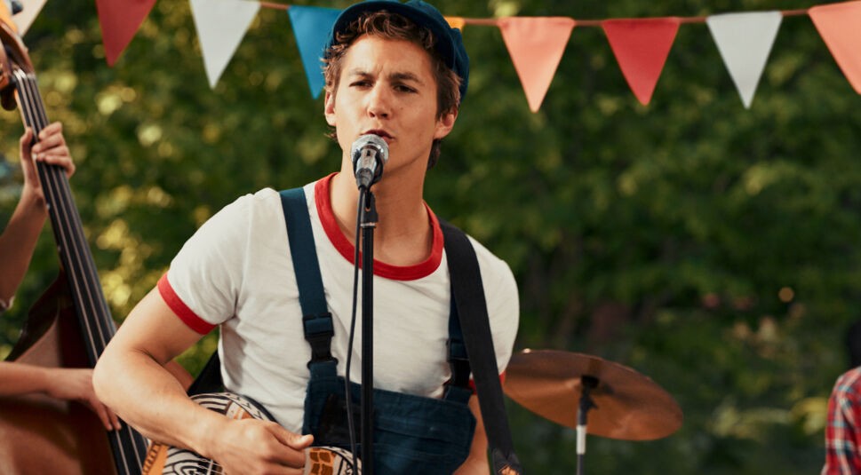 Tim Oliver Schutz spielt im Kinofilm "Benjamin Blümchen" Wärter Karl. Foto: Studiocanal