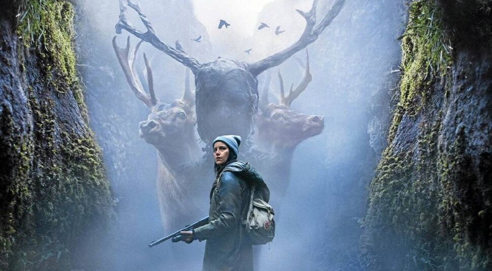 Suliane Brahim in Black Spot