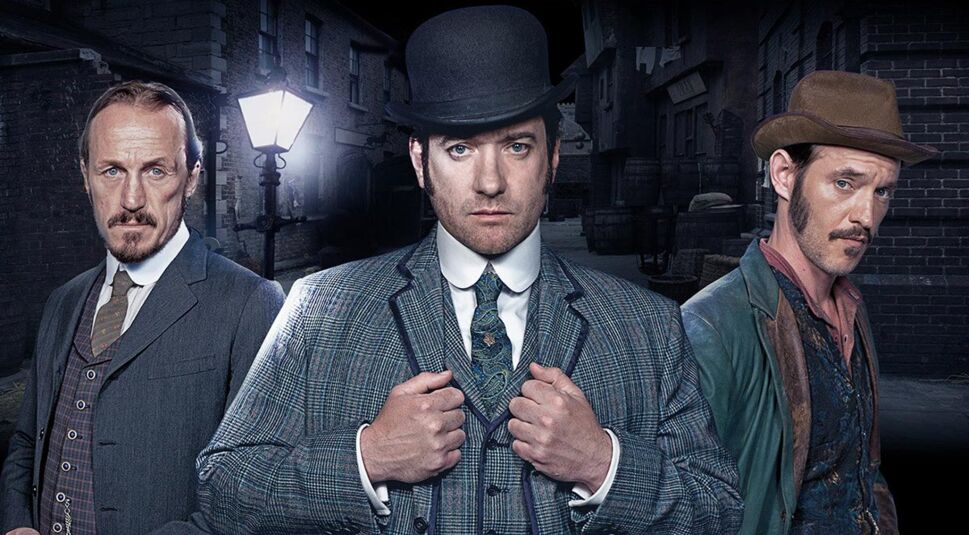 Adam Rothenberg, Jerome Flynn und Matthew MacFadyen in Ripper Street