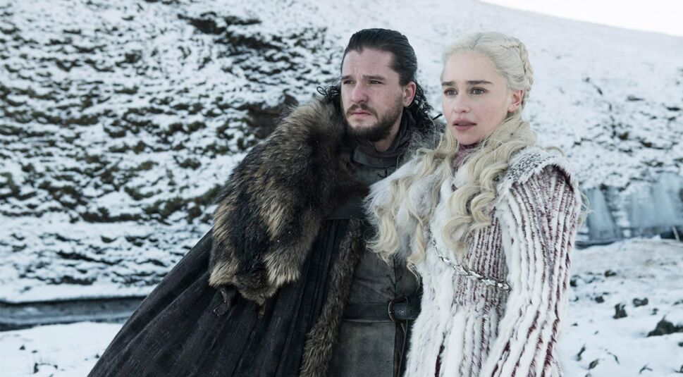 Emilia Clarke und Kit Harrington in Game of Thrones