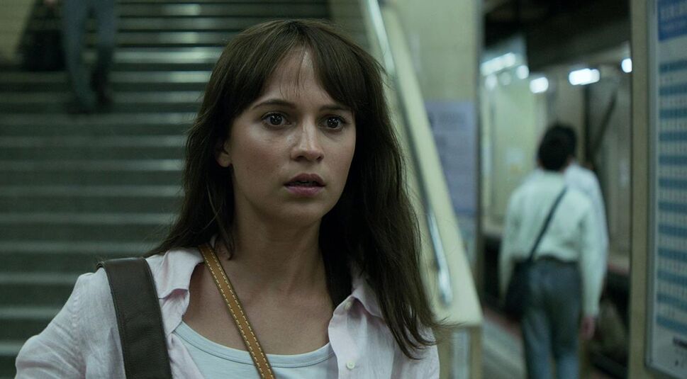 Wo die Erde bebt, Alicia Vikander