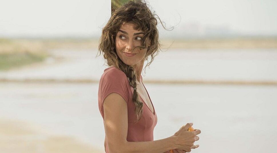 Irene Arcos in The Pier