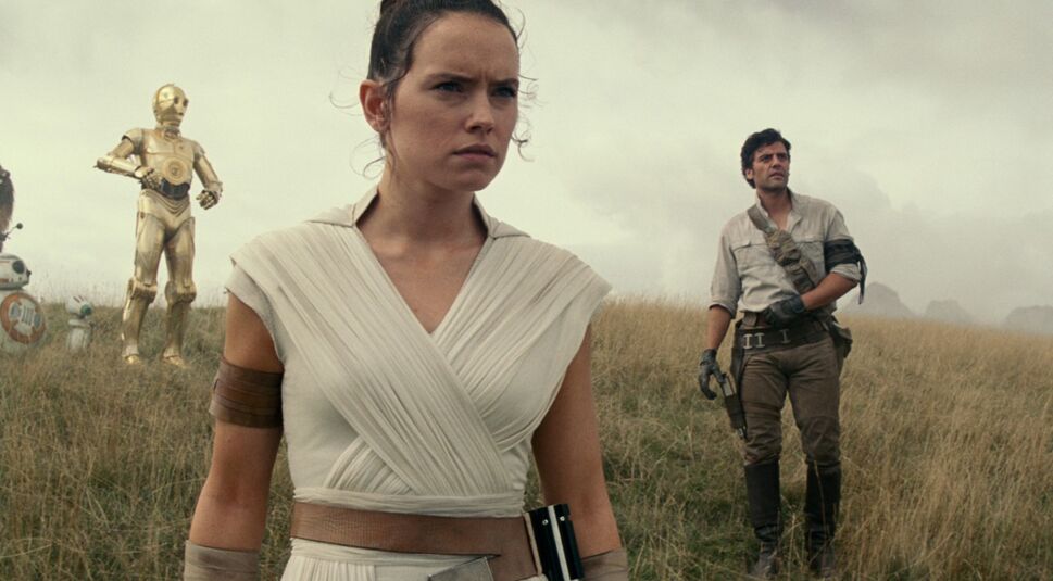 Daisy Ridley und Oscar Issac in Star Wars 9