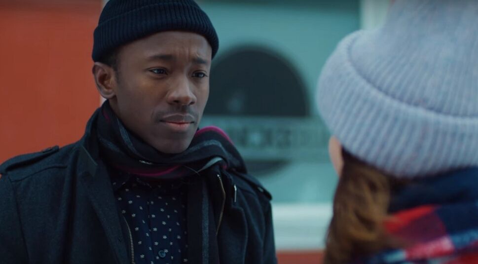 Kingsford Sayior in Weihnachten zu Hause