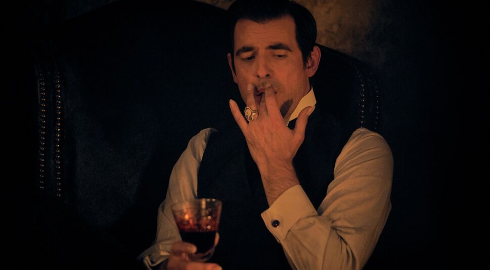 Dracula Claes Band Netflix