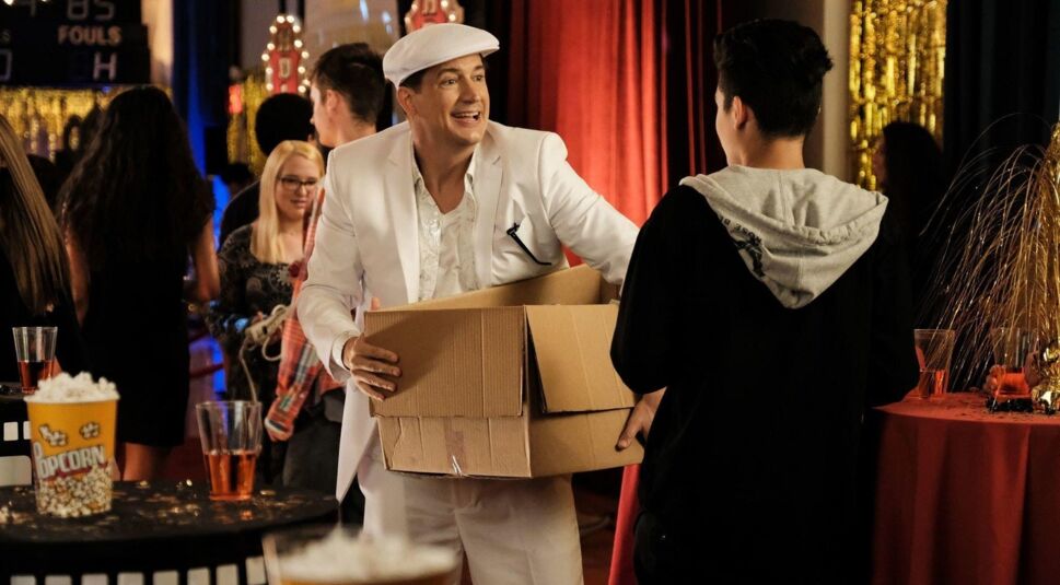 Ken Marino in The Other Two