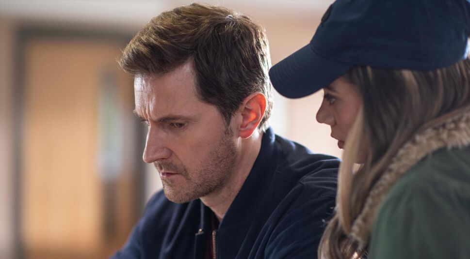 Ich schweige für dich, Richard Armitage, Hannah John-Kamen