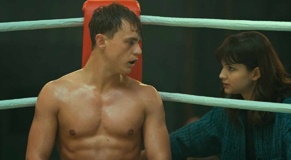 Lisa Vicari und Dennis Mojen in Isi & Ossi