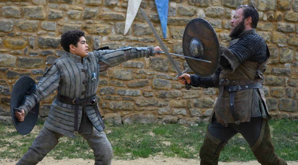 Amir Wilson in Der Brief für den König