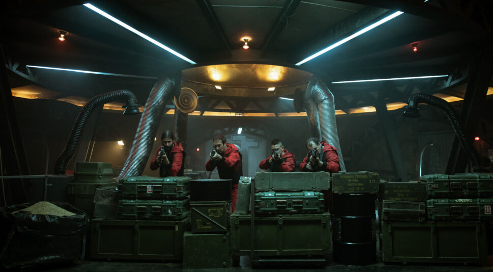 Szene aus Haus des Geldes Staffel 4