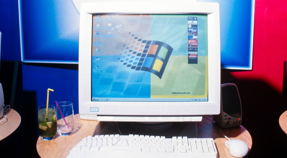 Ein Desktop Computer mit dem Betriebssystem Windows 95
