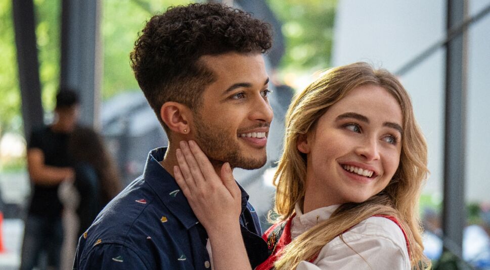 Jordan Fisher und Sabrina Carpenter in Work It
